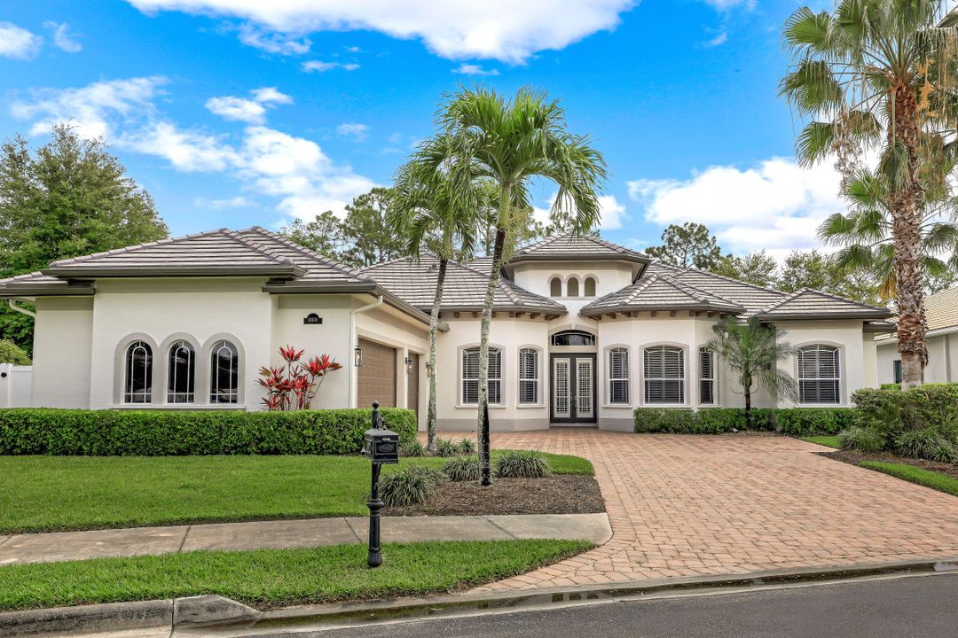 14830 Tybee Island Dr, Naples, FL 34119