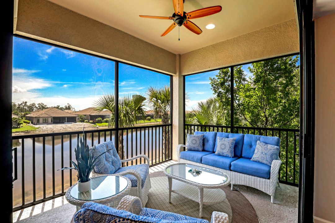 9653 Montelanico Loop, Naples, FL 34119
