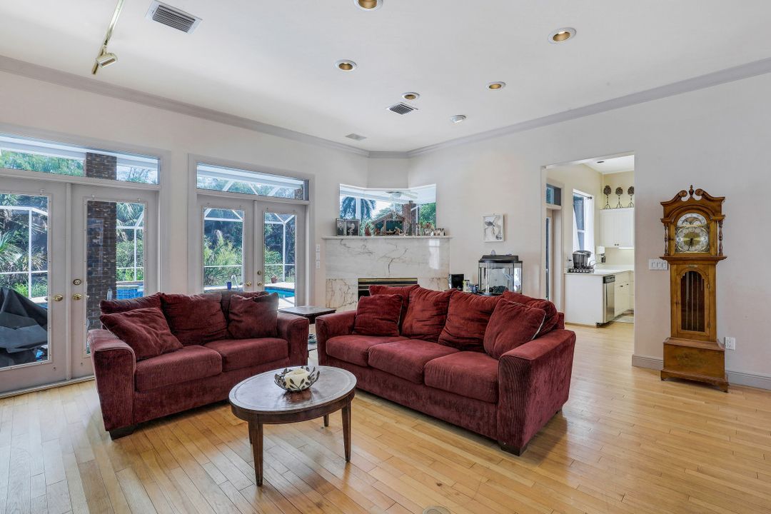 20801 Groveline Ct, Estero, FL 33928