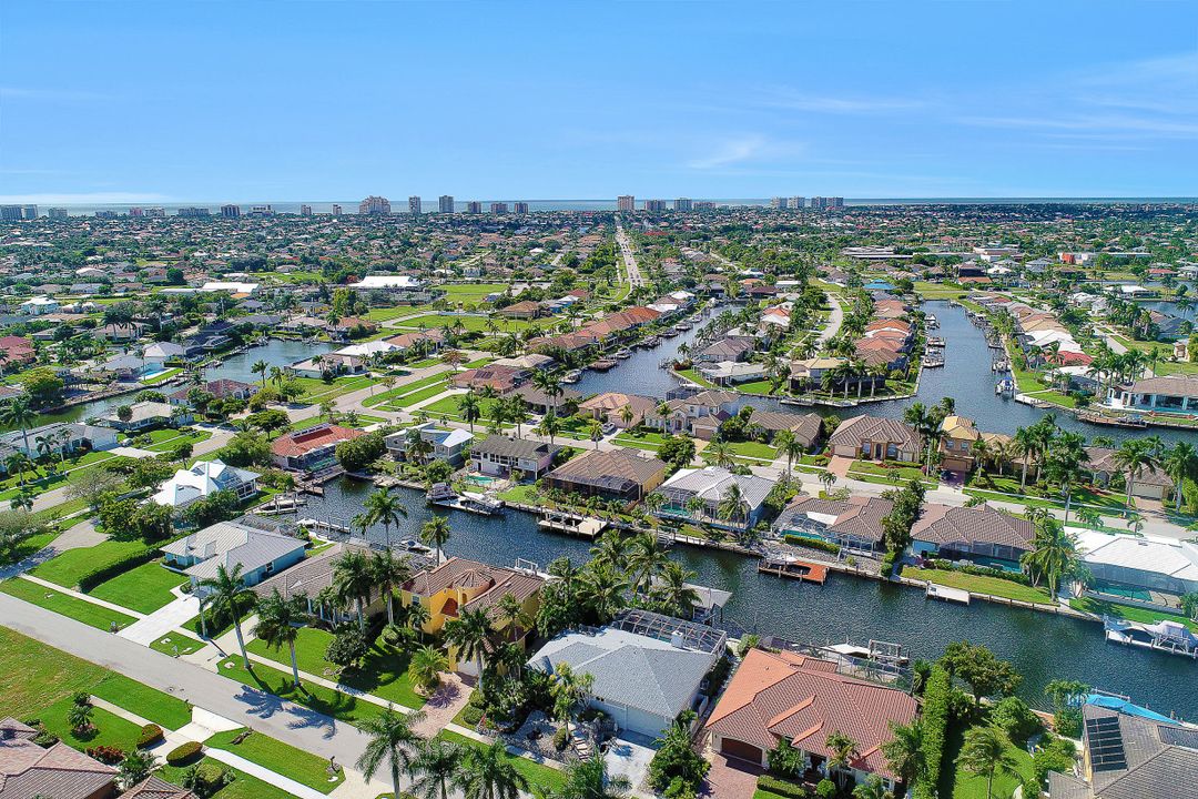 44 Algonquin Ct, Marco Island, FL 34145