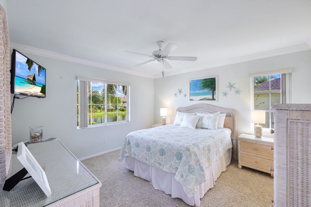 452 Belina Dr #1302, Naples, FL 34104