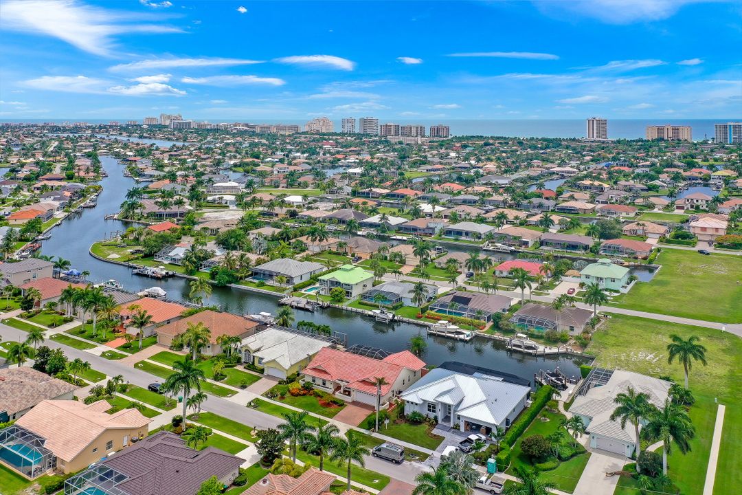 370 Capistrano Ct, Marco Island, FL 34145