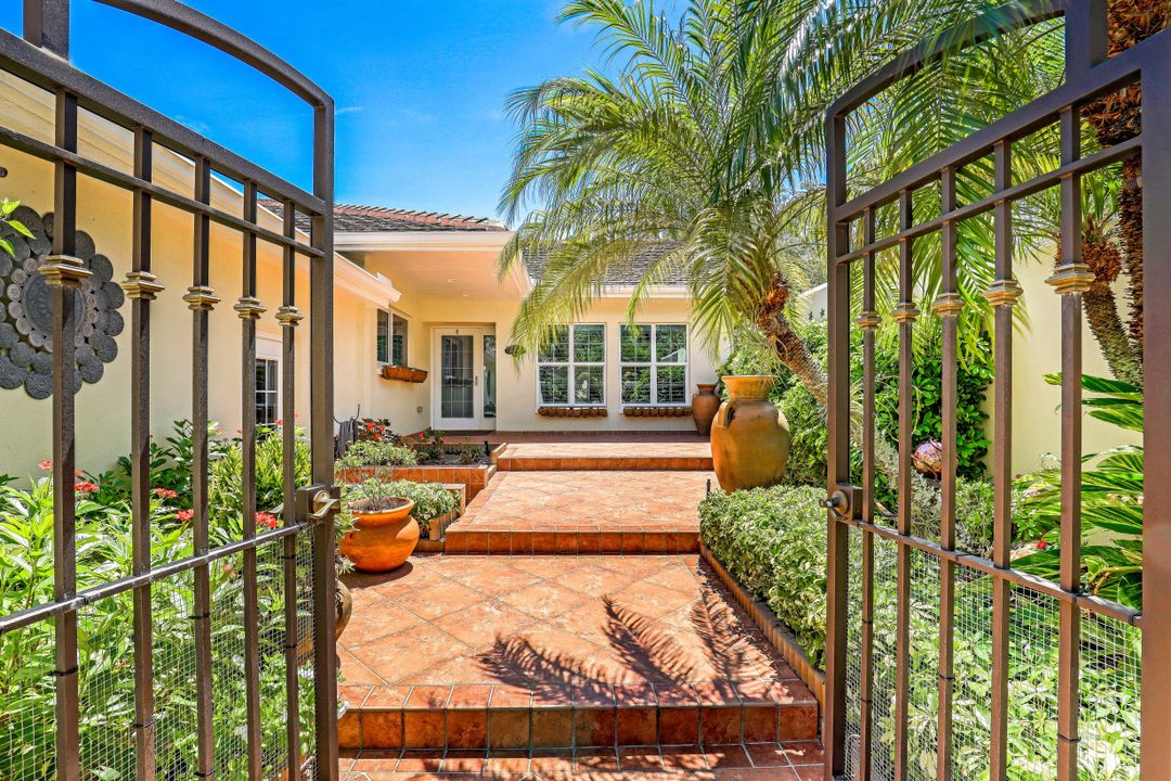 3163 Greenflower Ct, Bonita Springs, FL 34134