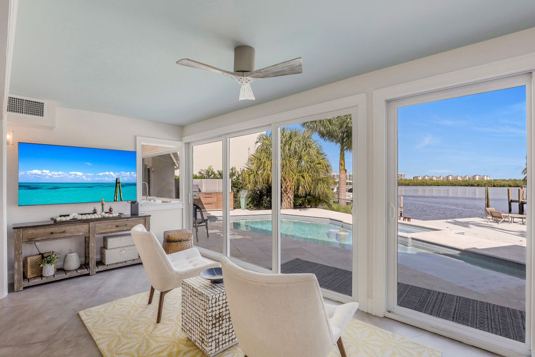 818 Perrine Ct, Marco Island, FL 34145