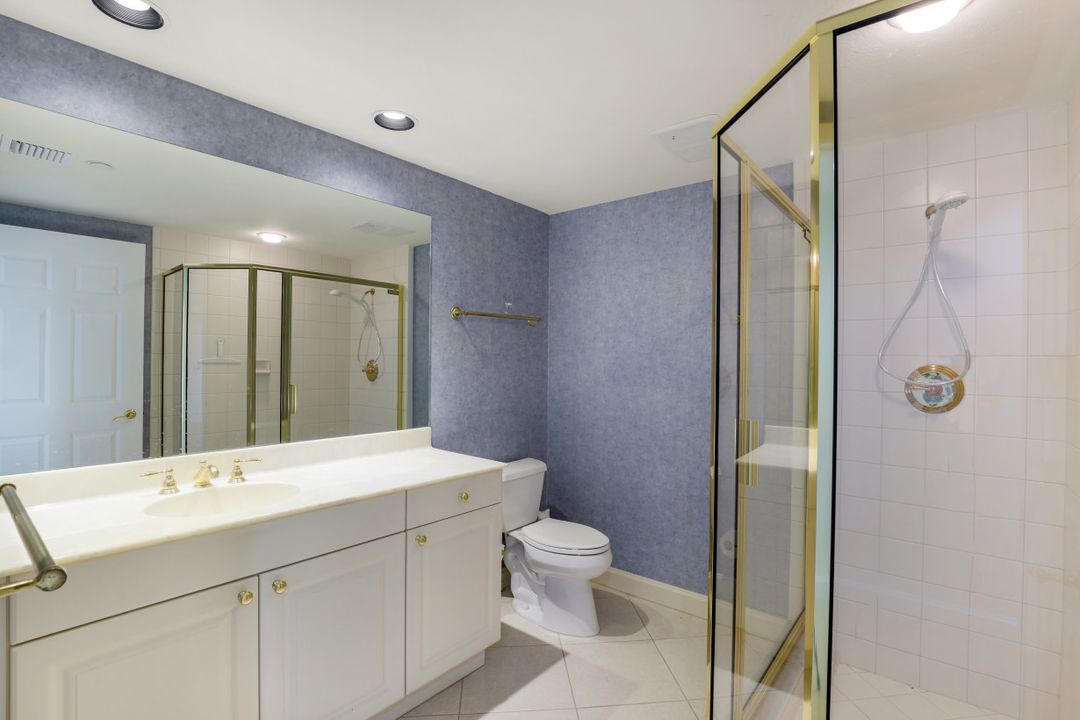 7117 Pelican Bay Blvd #1603, Naples, FL 34108