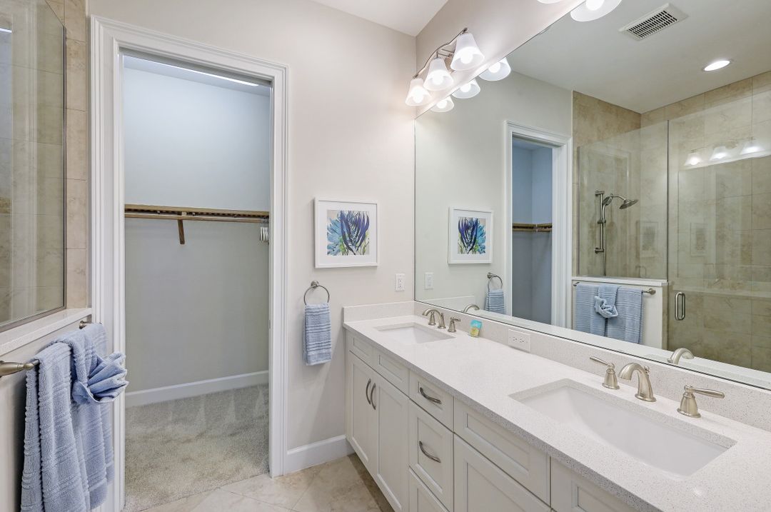 5807 Haiti Dr, Naples, FL 34112