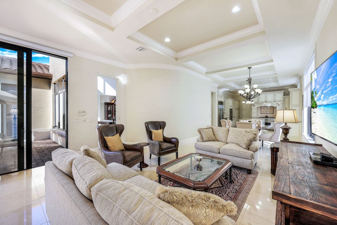 2351 Traditions Ct, Naples, FL 34105