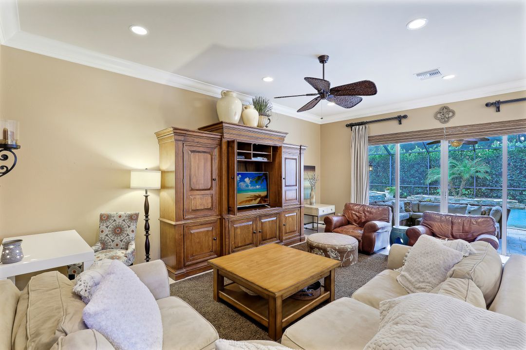 1857 Senegal Date Dr, Naples, FL 34119