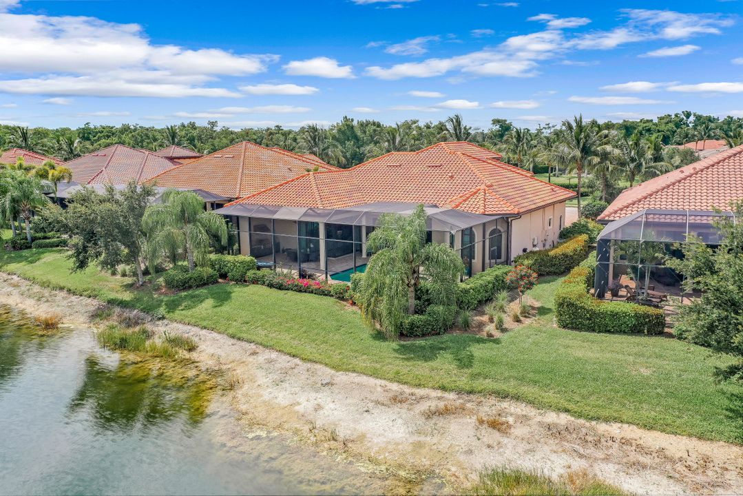 6512 Costa Cir, Naples, FL 34113