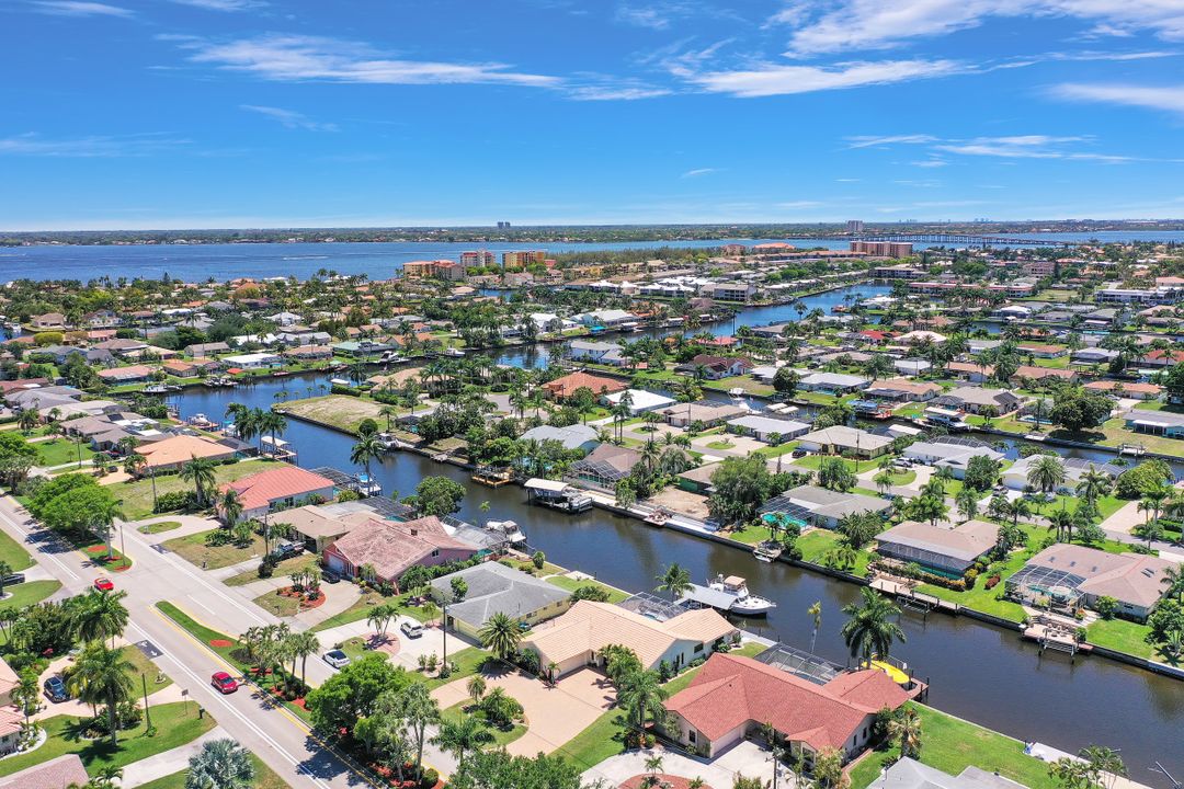 1708 Savona Pkwy, Cape Coral, FL 33904