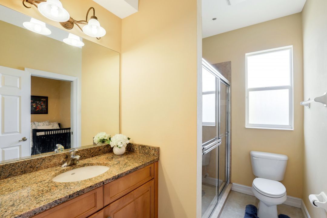 5267 Tiffany Ct, Cape Coral, FL 33904