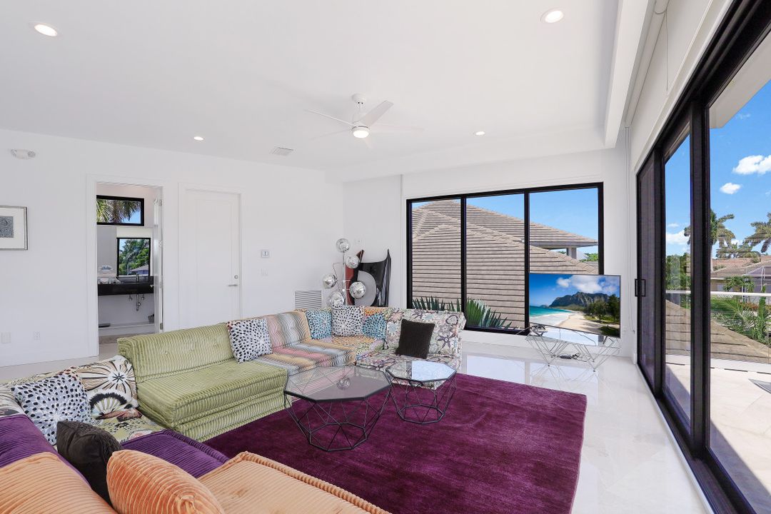 480 Parkhouse Ct, Marco Island, FL 34145