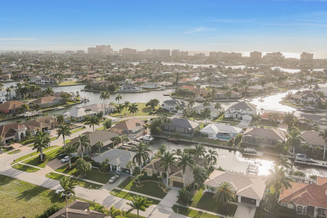 278 Sunflower Ct, Marco Island, FL 34145