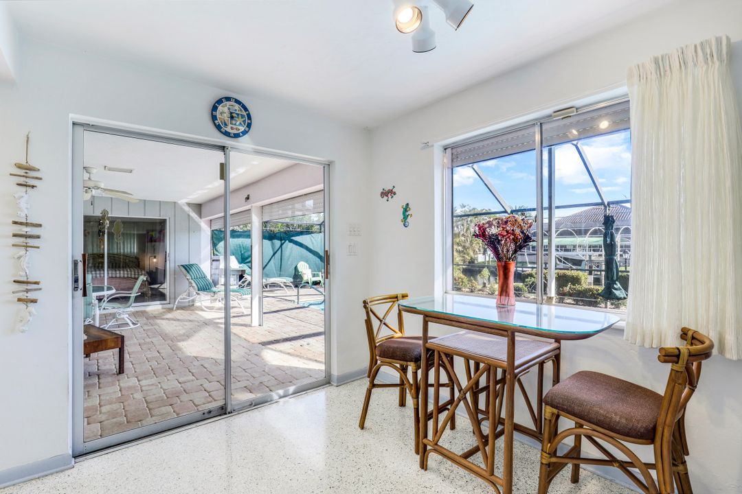 5333 SW 2nd Pl, Cape Coral, FL 33914