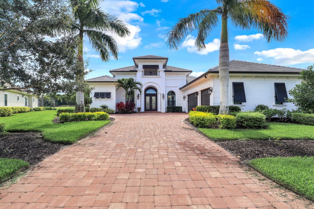 9559 Via Lago Way, Fort Myers, FL 33912