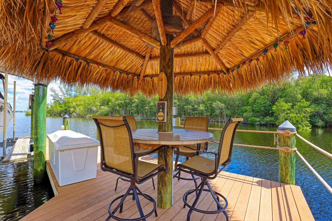 2356 Coral Point Dr, Cape Coral, FL 33990