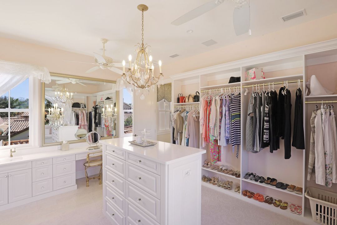 16671 Pistoia Way, Naples, FL 34110