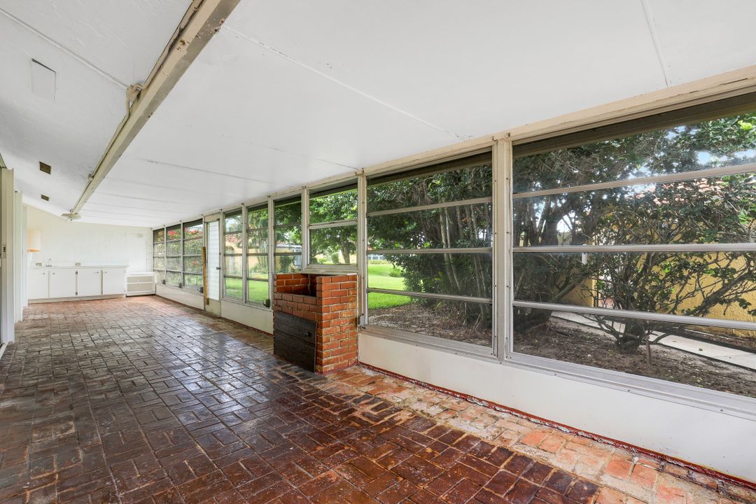 186 Harrison Rd #2, Naples, FL 34112