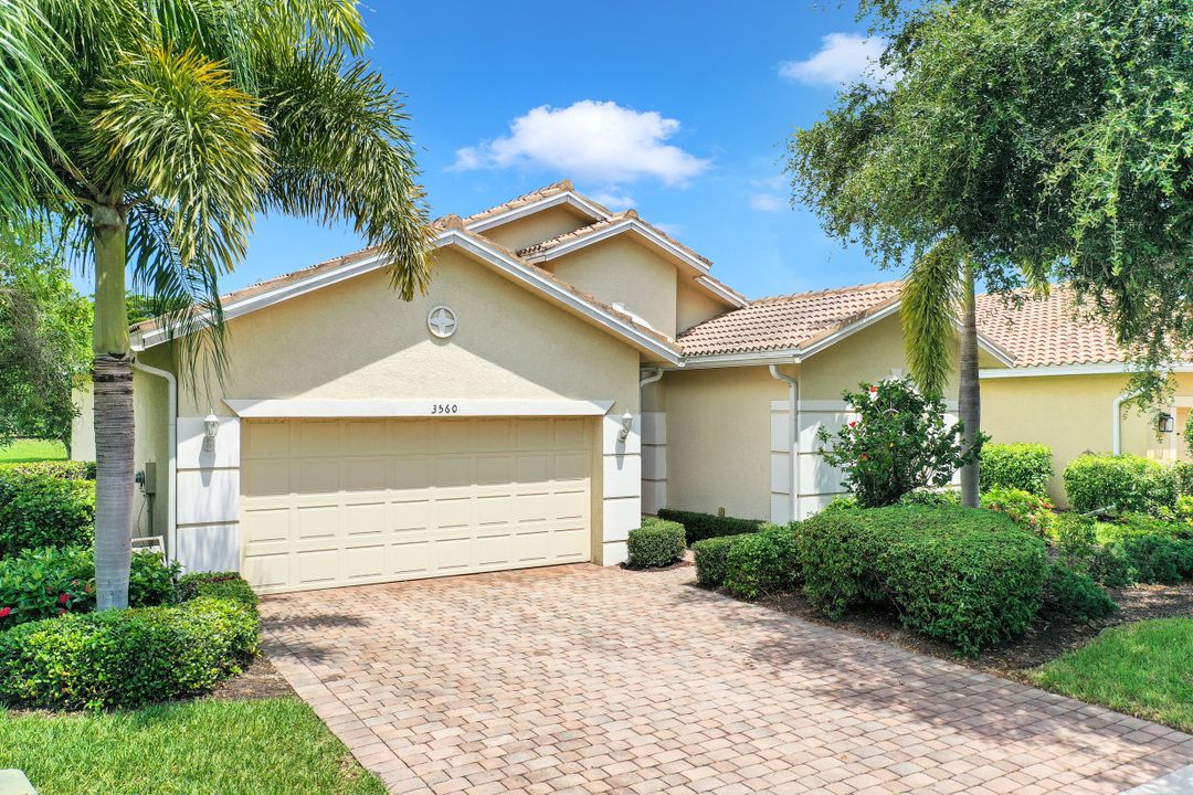 3560 Dandolo Cir, Cape Coral, FL 33909