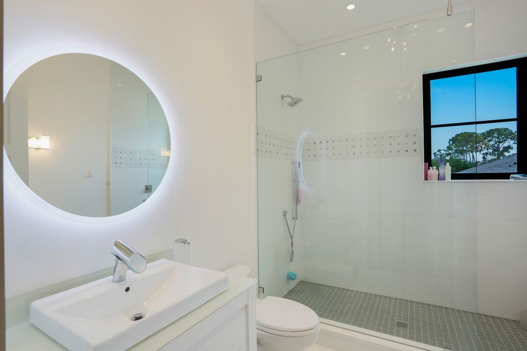 705 Myrtle Rd, Naples, FL 34108