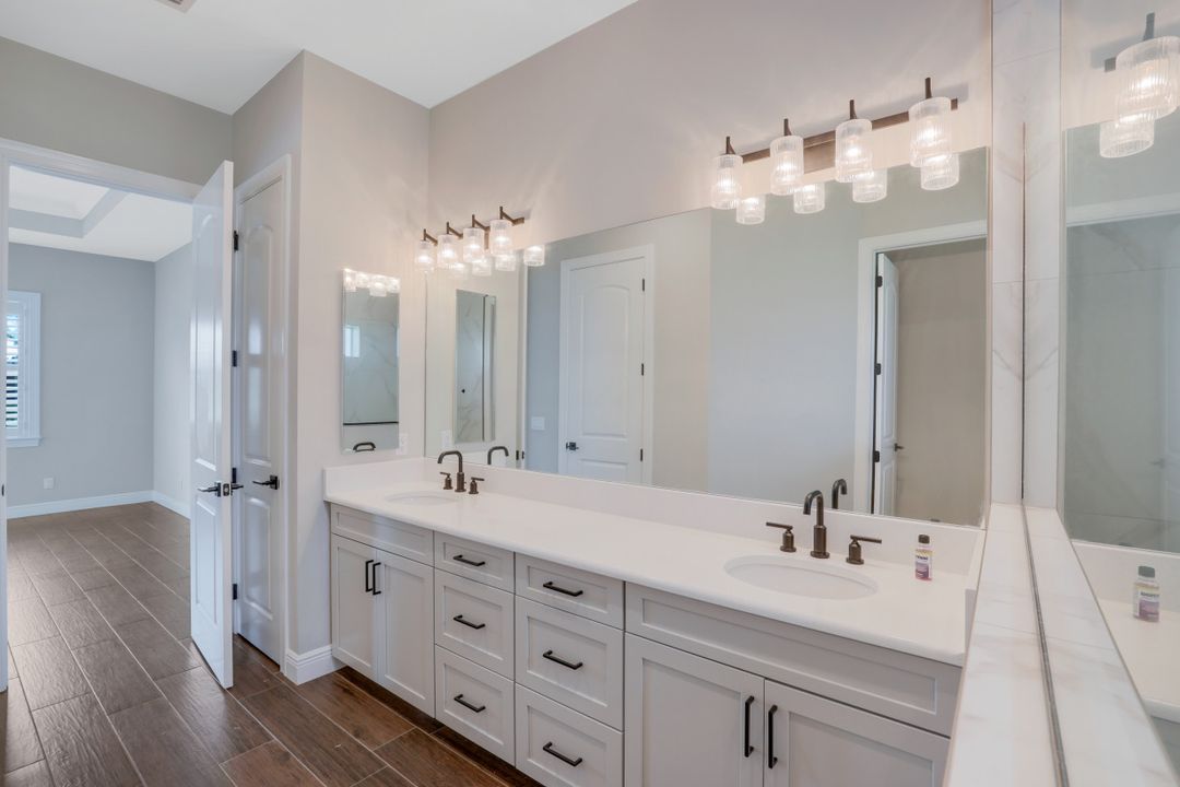 4740 Castalia Ct, Fort Myers, FL 33905