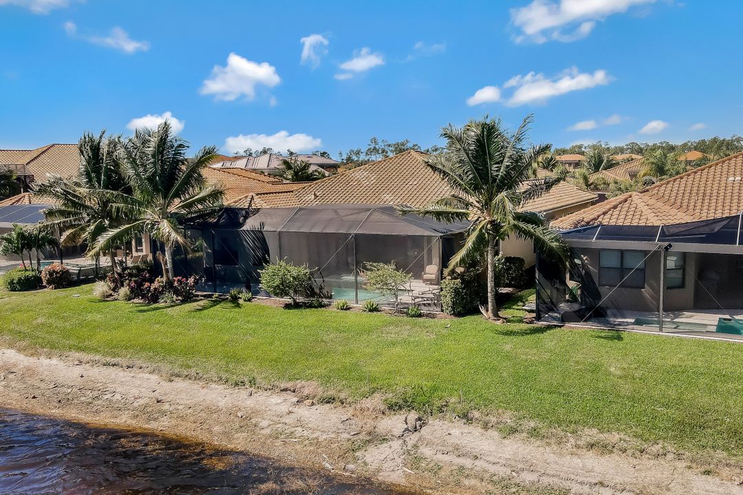 2748 Crystal Way, Naples, FL 34119