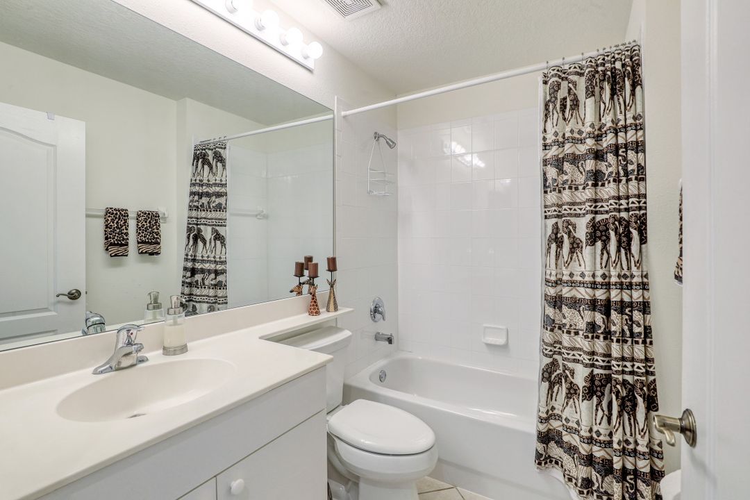 370 Stella Maris Dr N #2503, Naples, FL 34114