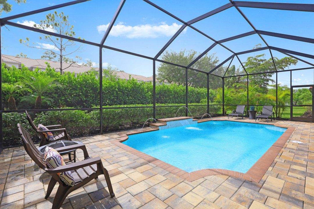 14482 Tuscany Pointe Trail, Naples, FL 34120