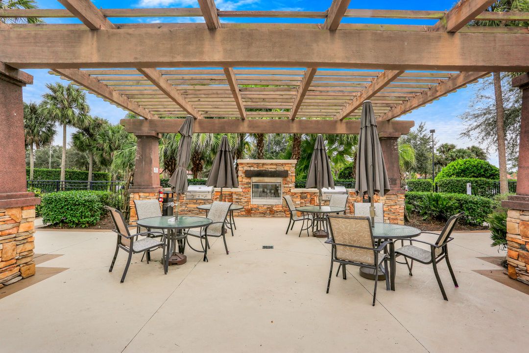 12713 Astor Pl, Fort Myers, FL 33913