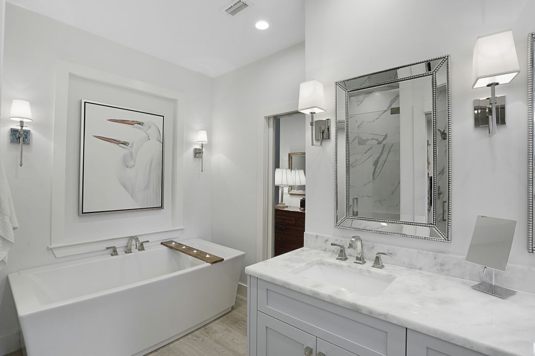 3824 Survey Cir, Bonita Springs, FL 34134