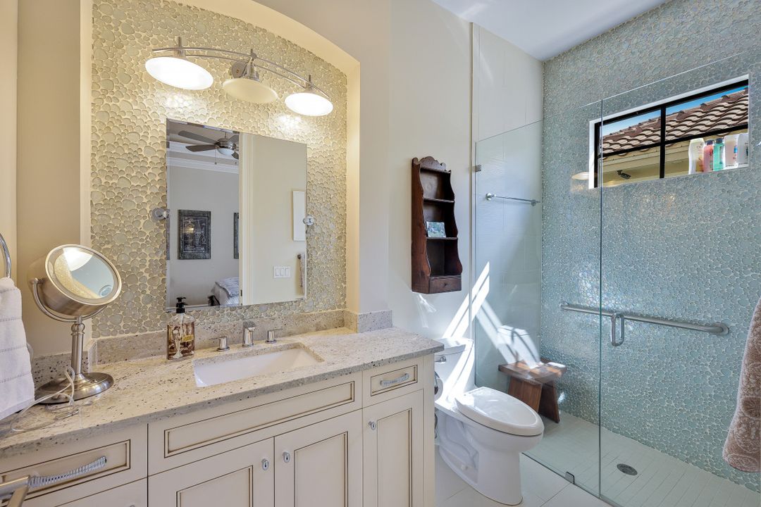 9360 Vittoria Ct, Fort Myers, FL 33912