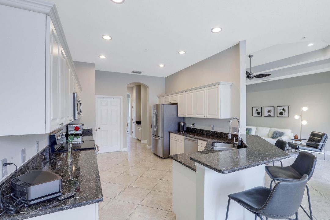 7874 Clemson St #202, Naples, FL 34104