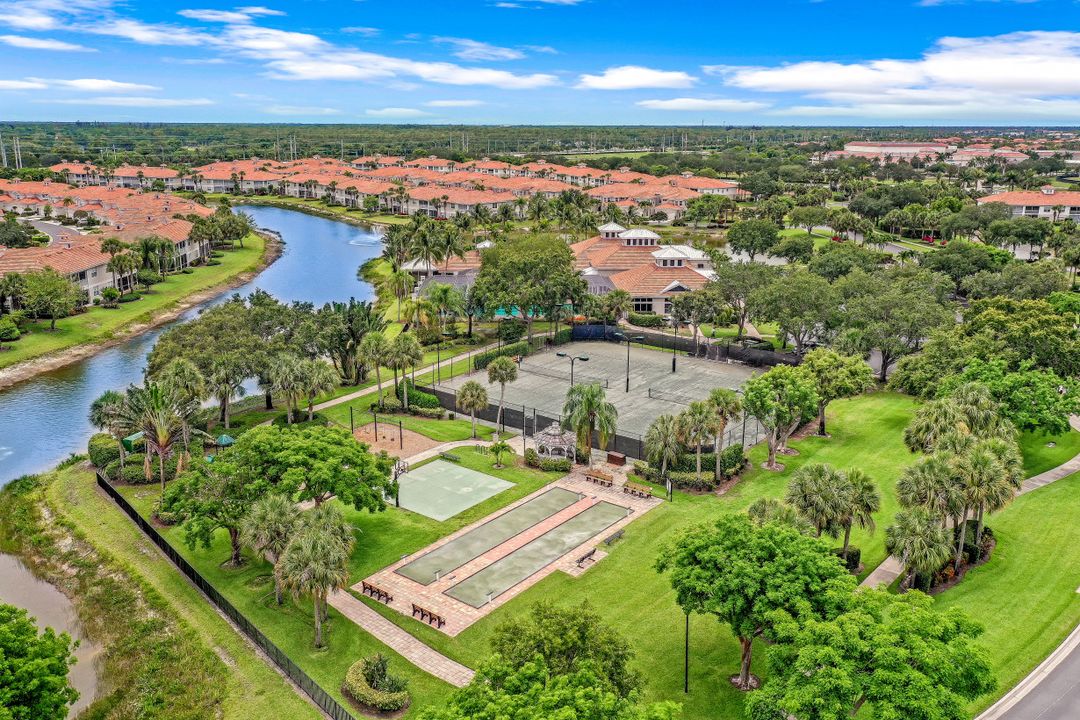 3074 Windsong Ct #503, Naples, FL 34109