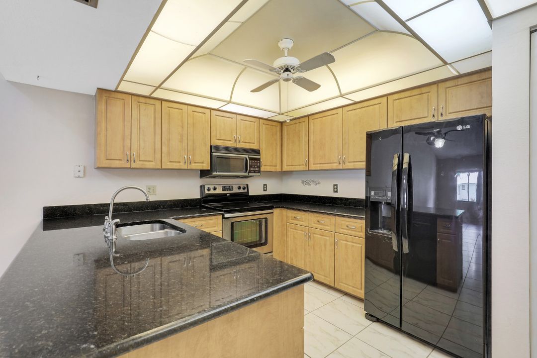 8815 Somerset Blvd, Fort Myers, FL 33919