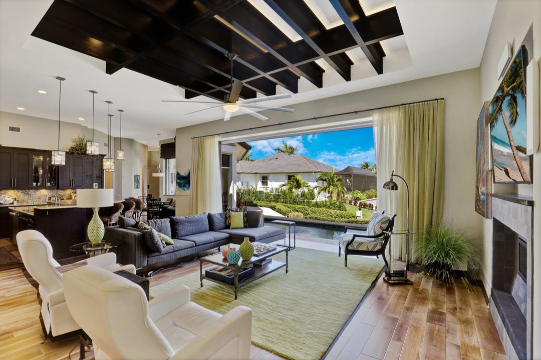 601 Crescent St, Marco Island, FL 34145