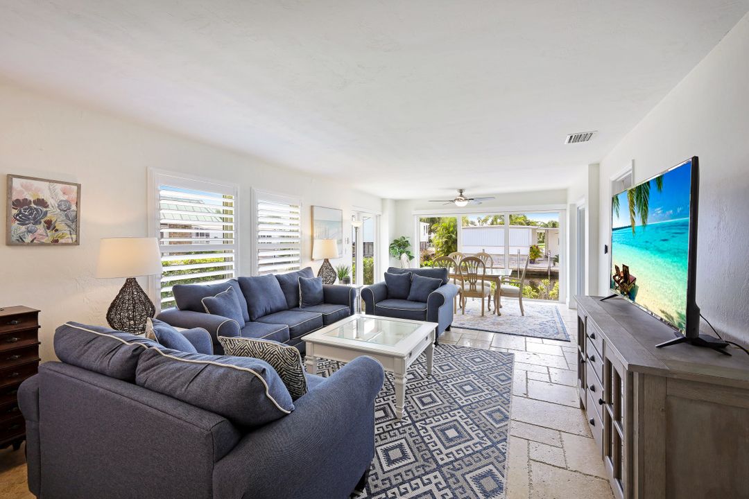 2846 Arbutus St #C2, Naples, FL 34112