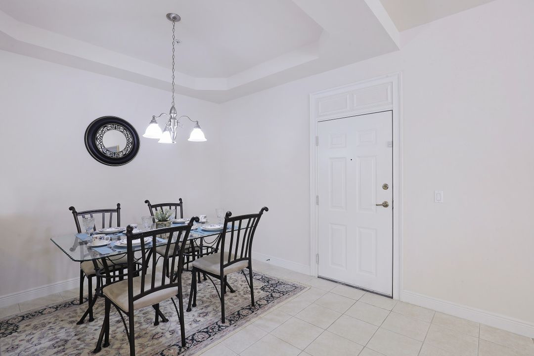 3961 Pomodoro Cir #203 , Cape Coral, FL 33909