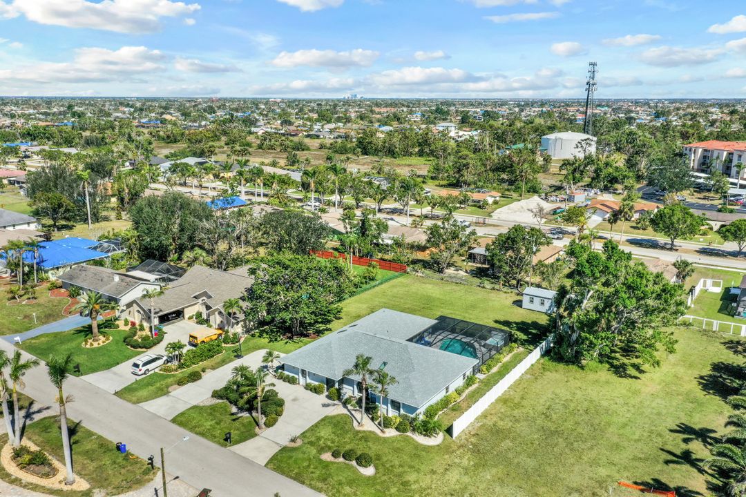 3919 SE 4th Ave, Cape Coral, FL 33904
