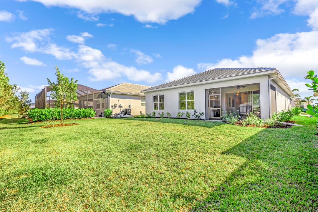 28049 Seasons Tide Ave, Bonita Springs, FL 34135