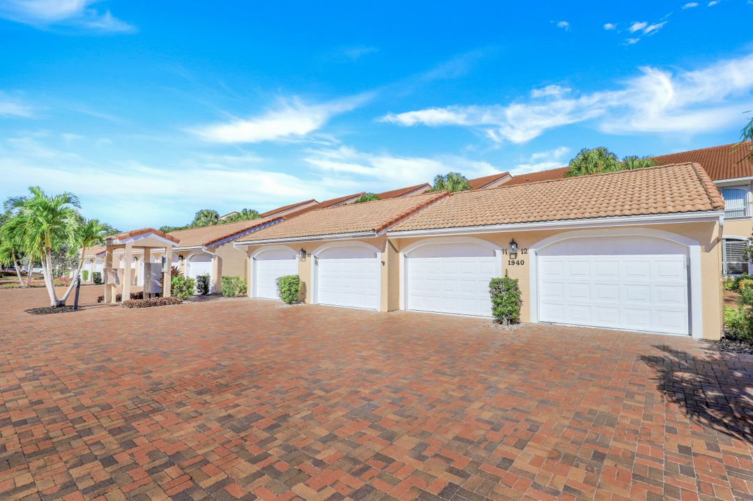 1940 Cascades Dr #5509, Naples, FL 34112