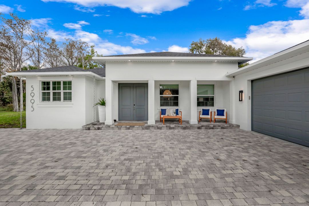 5995 Lancewood Way, Naples, FL 34116