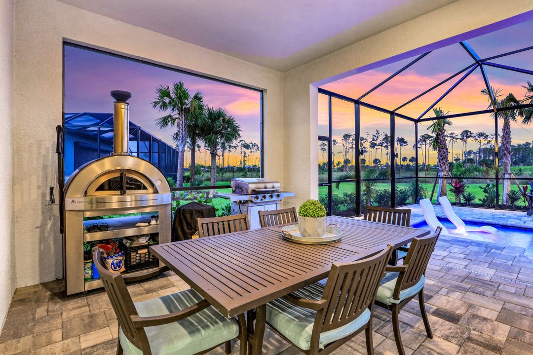 19617 Waterman Ct, Miromar Lakes, FL 33913