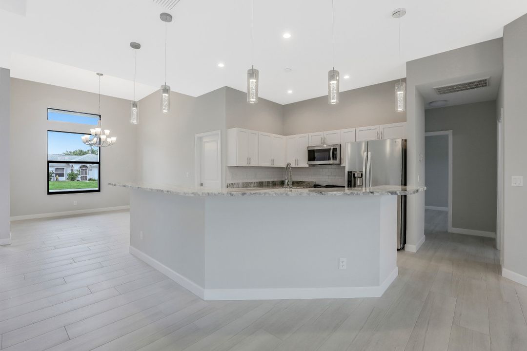 1113 SE 32nd Terrace, Cape Coral, FL 33904