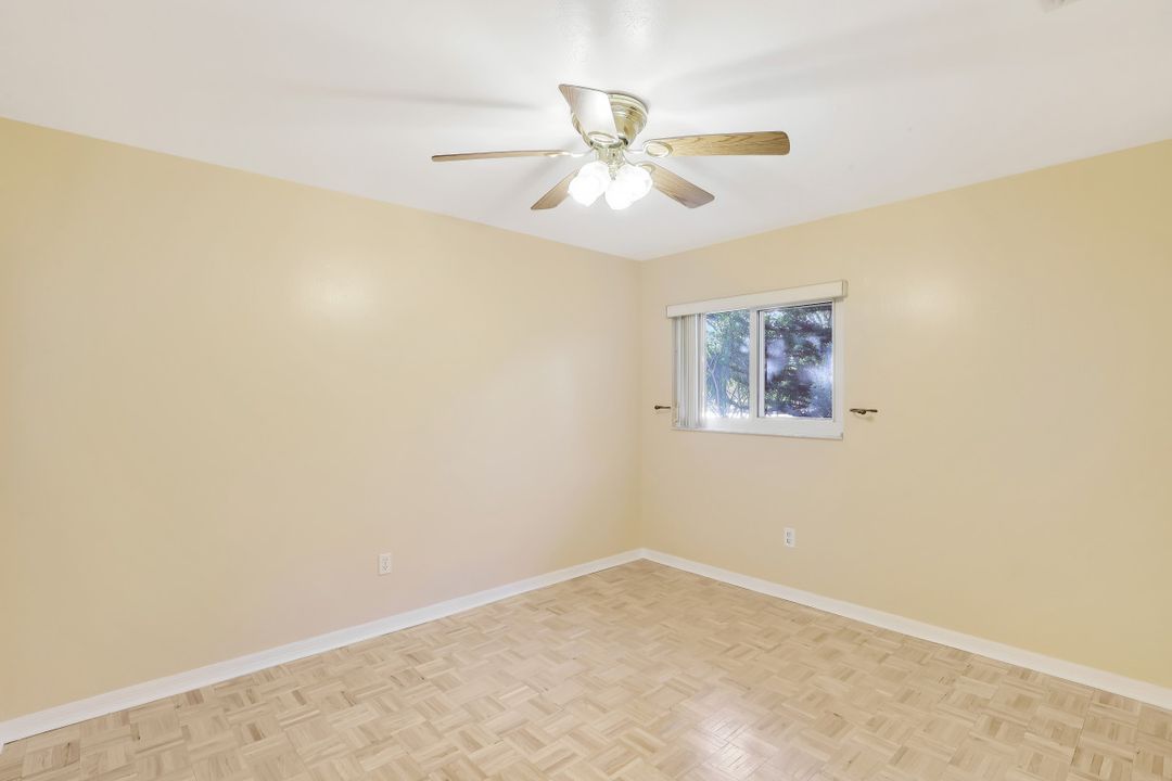 700 SW 6th Ave, Cape Coral, FL 33991