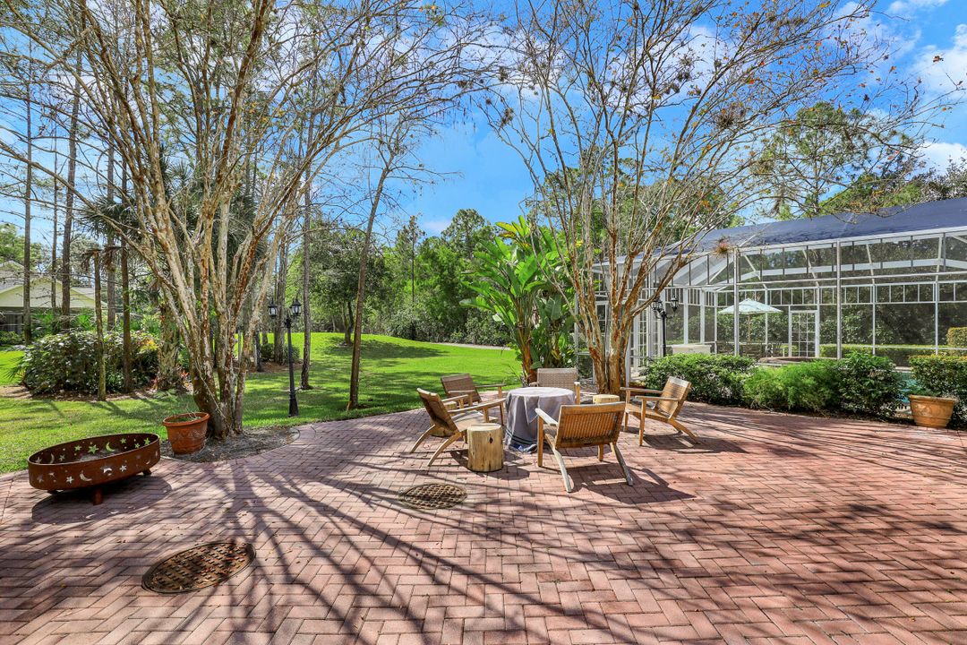 5760 Golden Oaks Ln, Naples, FL 34119