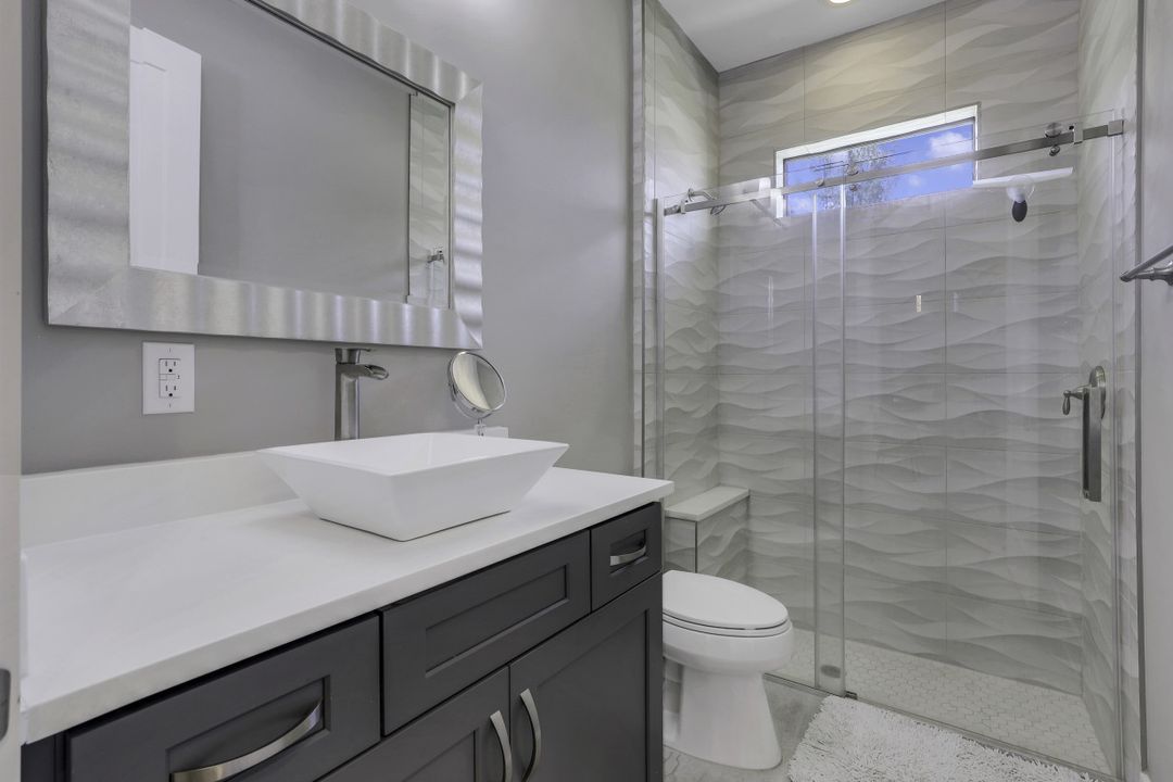 937 SW 28th Terrace, Cape Coral, FL 33914