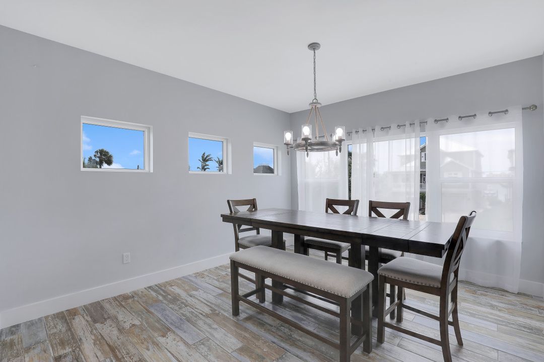 816 San Carlos Dr, Fort Myers Beach, FL 33931