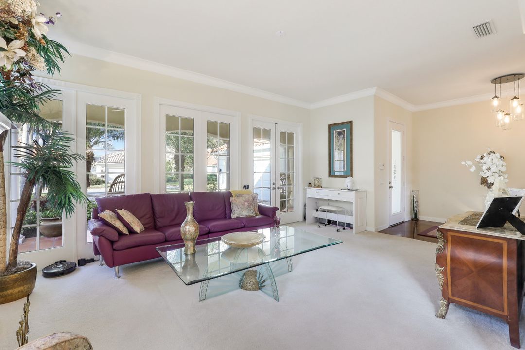 5104 Inagua Way, Naples, FL 34119