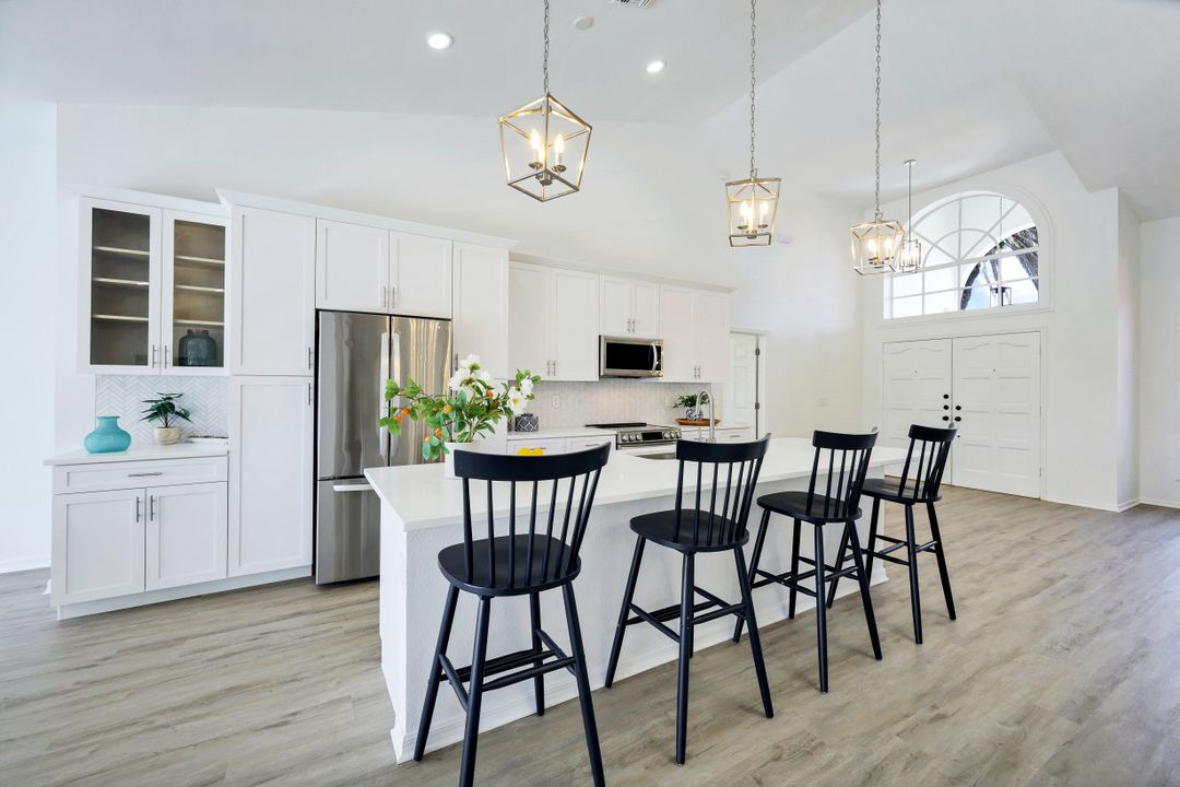 5005 SW 25th Pl, Cape Coral, FL 33914