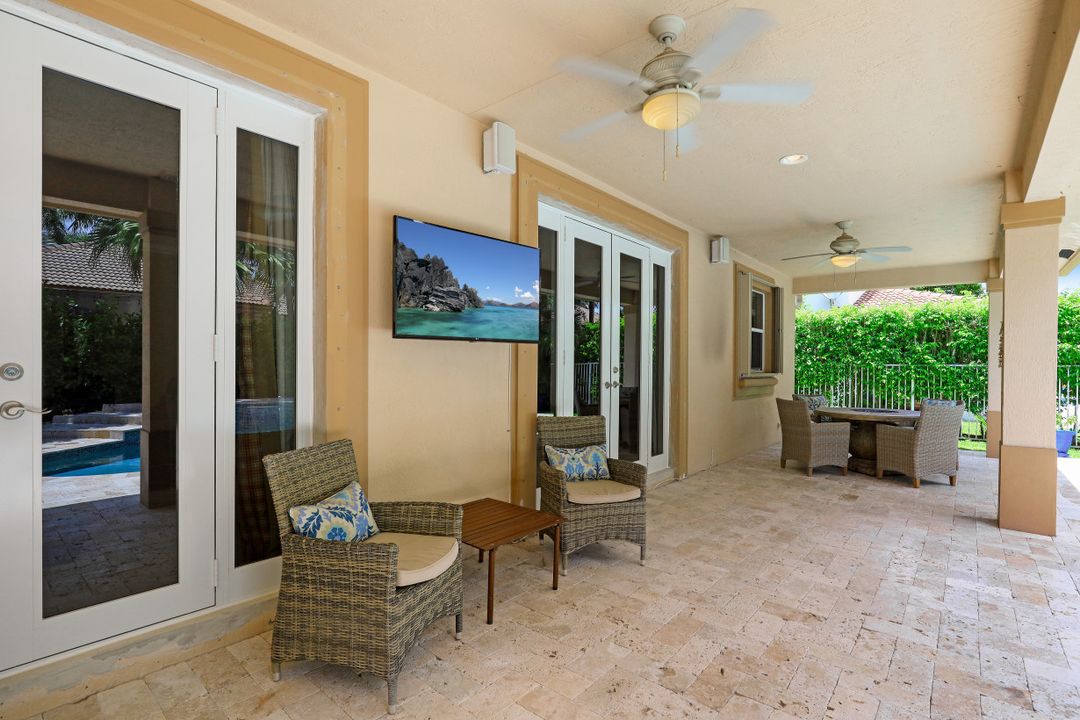 1886 Hidden Trail Ln, Weston, FL 33327